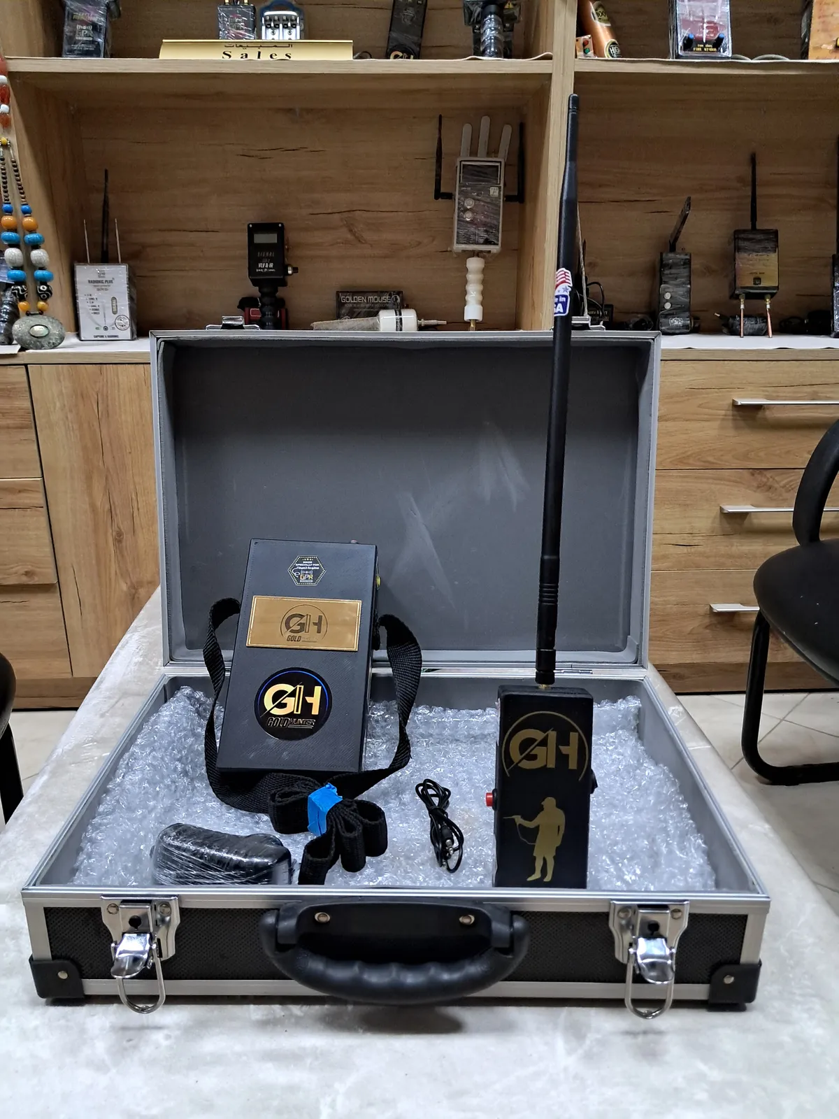 Gold Hunter Dinamo